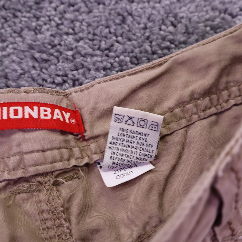 Unionbay Cargo Shorts Womens 5 Tan Khaki Cotton Pockets Casual Outdoor Hiking - Picture 4 of 7
